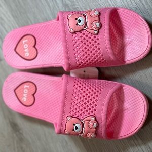 Charming pink slippers, designed for Asian feet at size 37-New